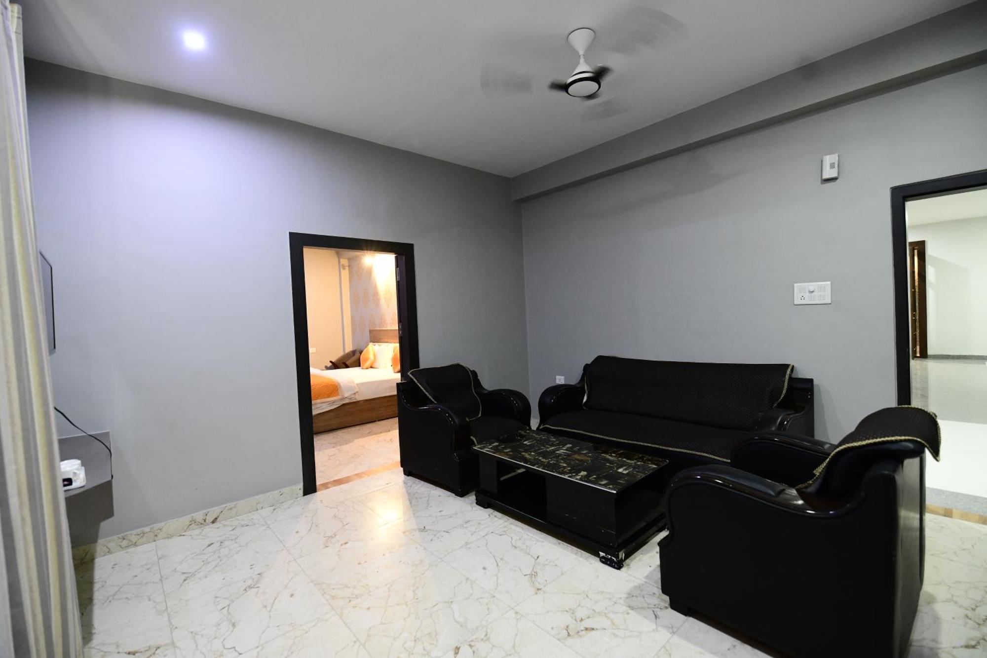 Hotel Jataka Inn Bodh Gaya Room photo